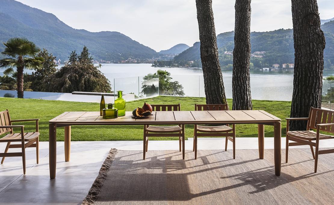 Уличное кресло от фабрики Roda модель LVN001-01