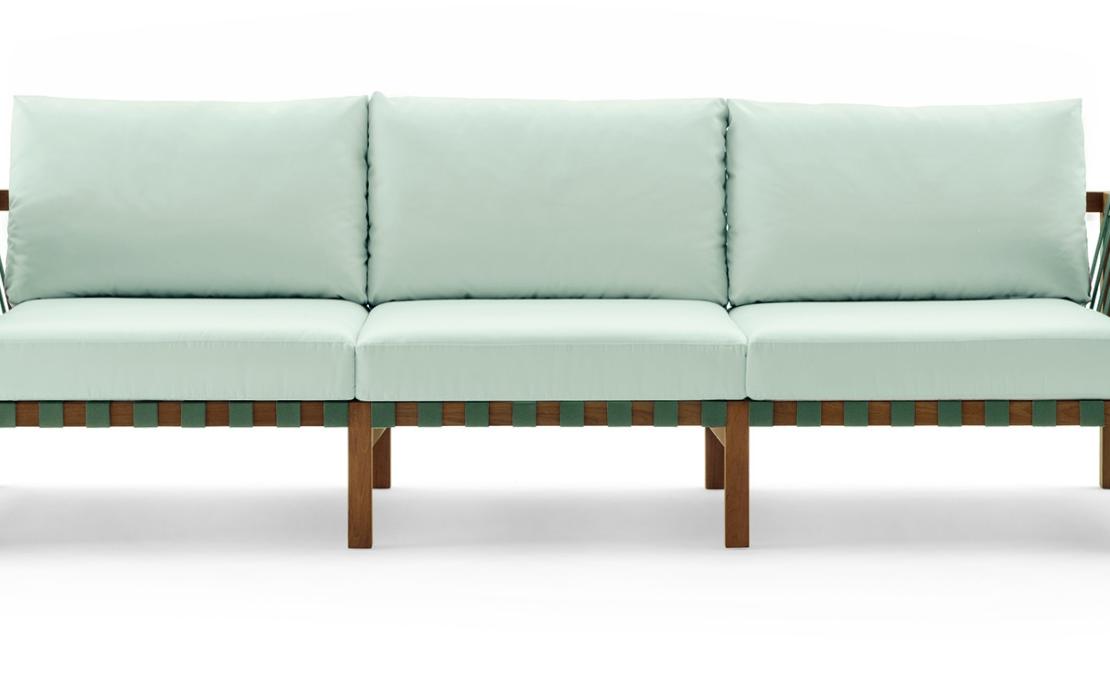 Уличный диван от фабрики Roda модель Mistral Sofa