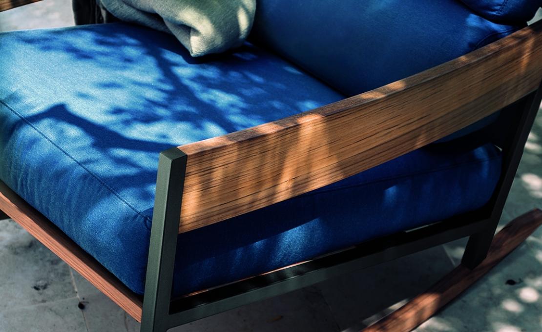 Уличное кресло от фабрики Roda модель NAP082