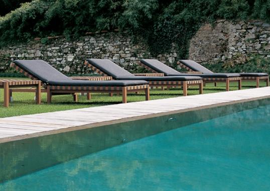 Шезлонг уличныйот фабрики Roda модель MST104-01