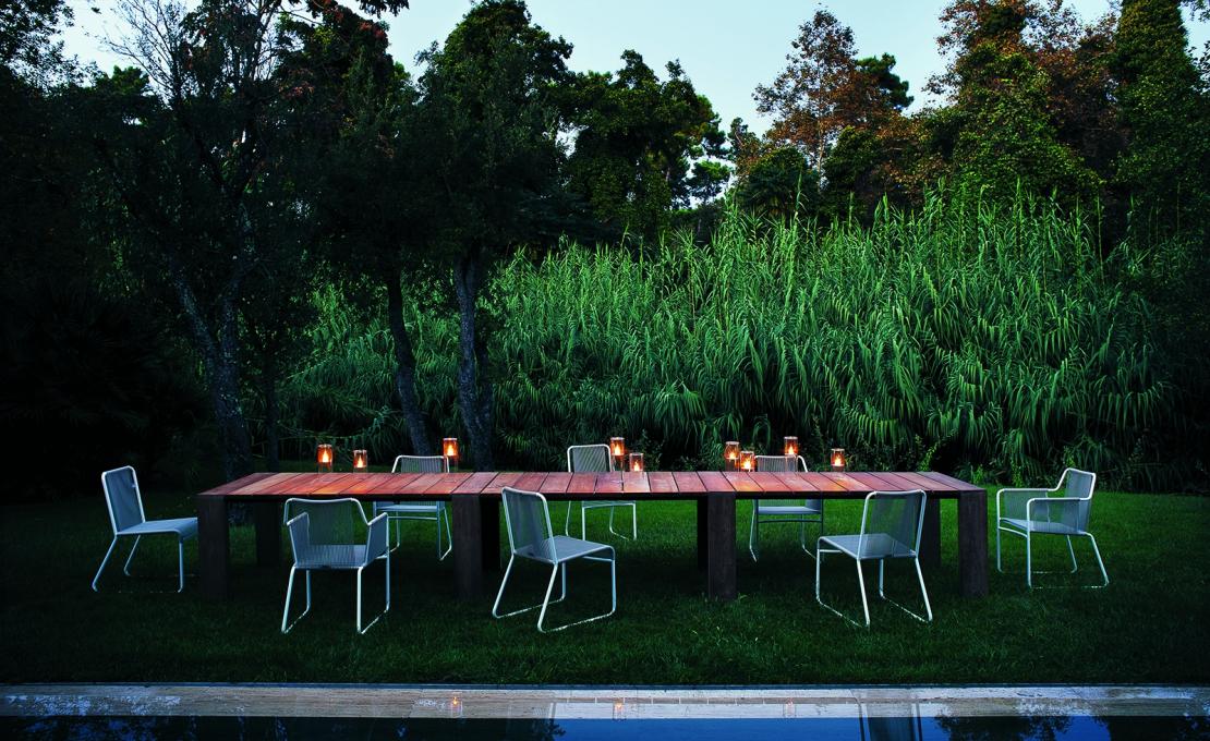 Уличный стол от фабрики Roda модель Pier Table