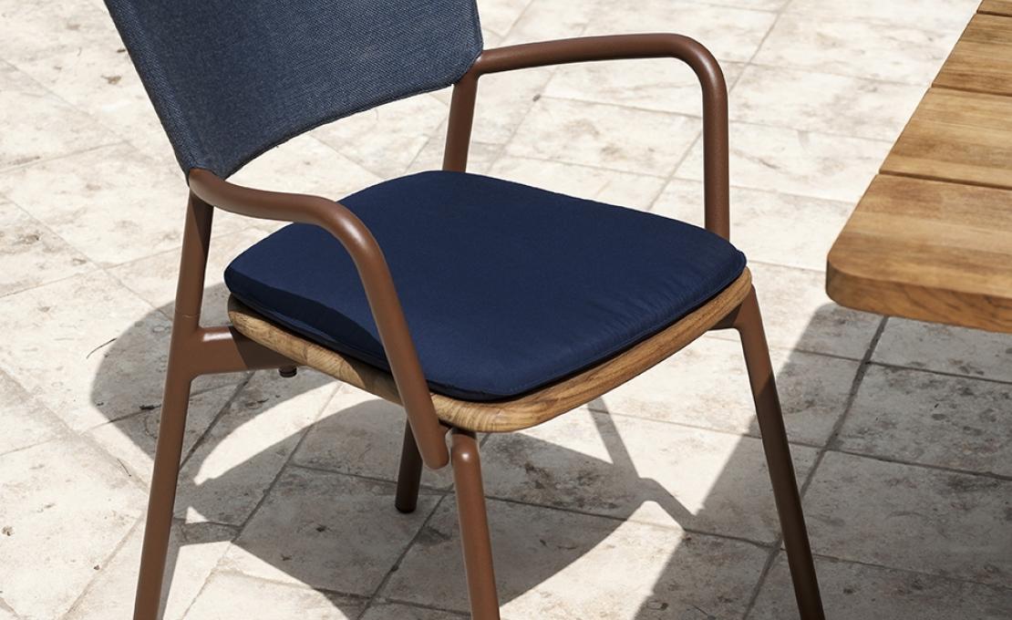 Уличное кресло от фабрики Roda модель PPR021