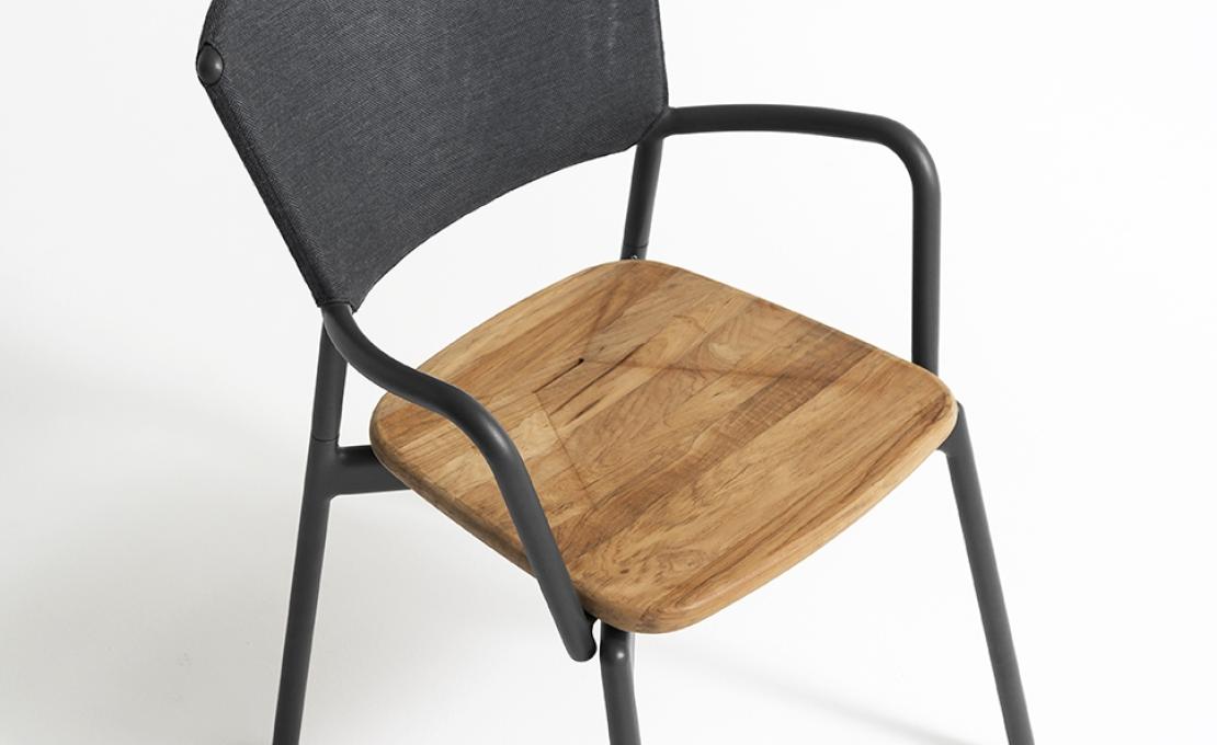 Уличное кресло от фабрики Roda модель PPR021