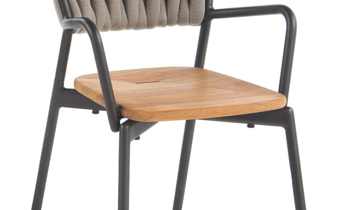 Уличное кресло от фабрики Roda модель PPR221