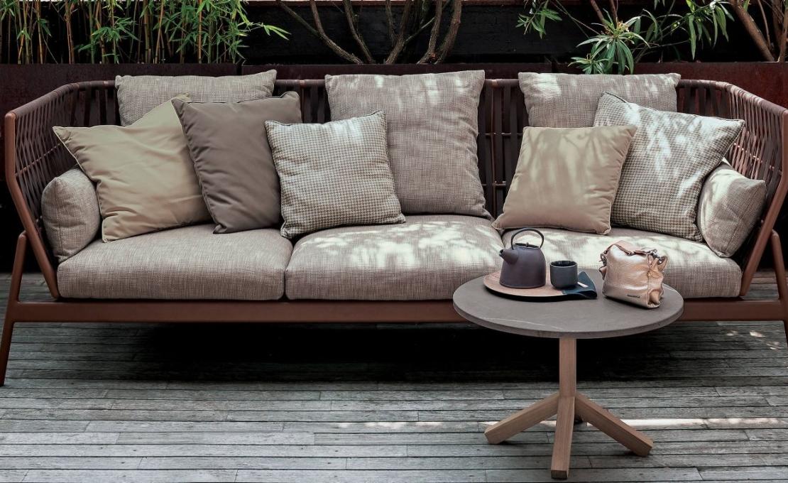 Уличный диван от фабрики Roda модель Piper Belt Sofa