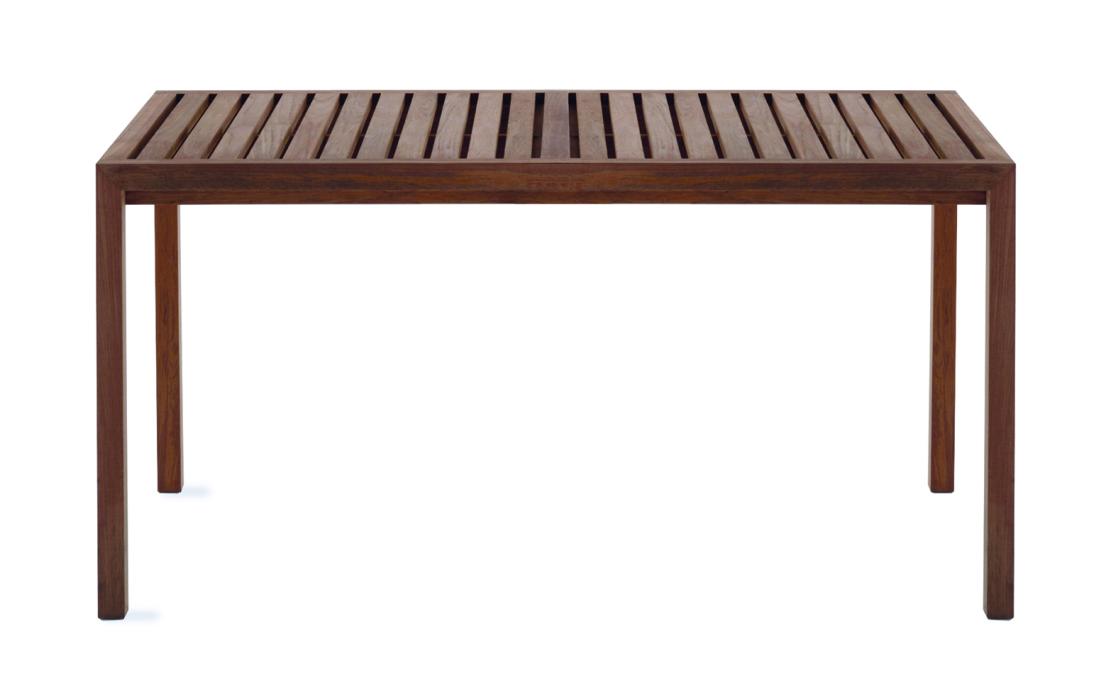 Уличный стол от фабрики Roda модель Plaza Table