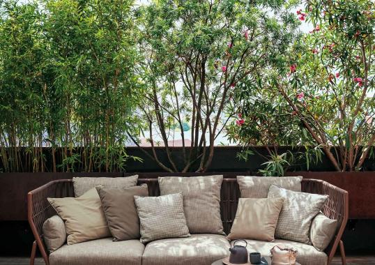 Уличный диван от фабрики Roda модель Piper Belt Sofa