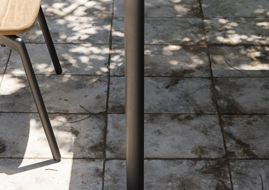 Уличный стол от фабрики Roda модель PPR030