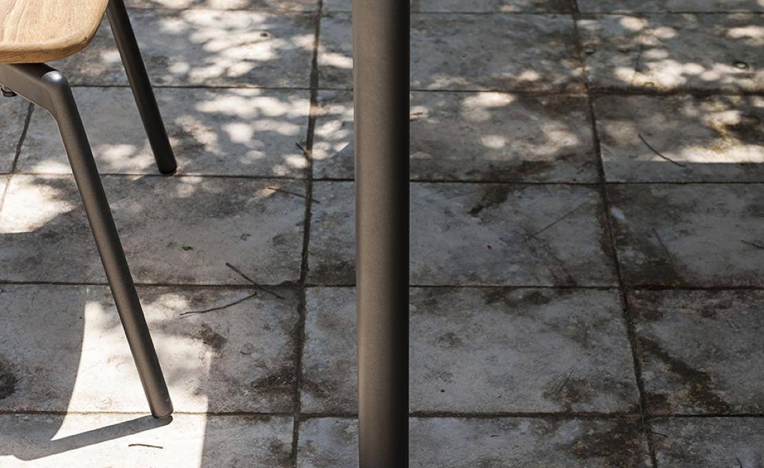 Уличный стол от фабрики Roda модель PPR030