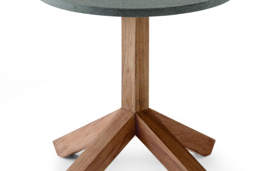 Уличный стол от фабрики Roda модель Root 045 Small Table