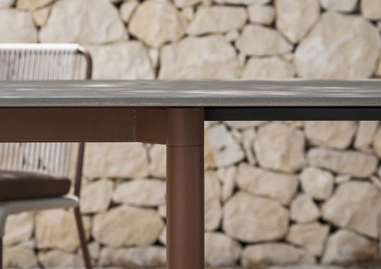 Уличный стол от фабрики Roda модель PPR030