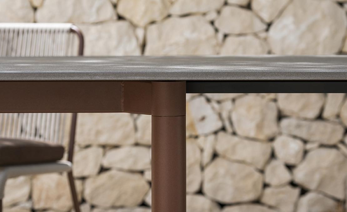 Уличный стол от фабрики Roda модель PPR030