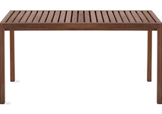 Уличный стол от фабрики Roda модель Plaza Table