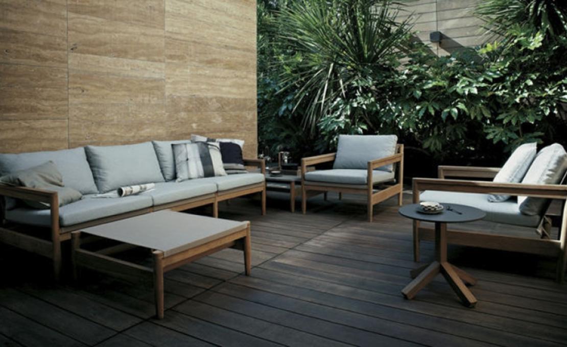 Уличный стол от фабрики Roda модель Root 045 Small Table