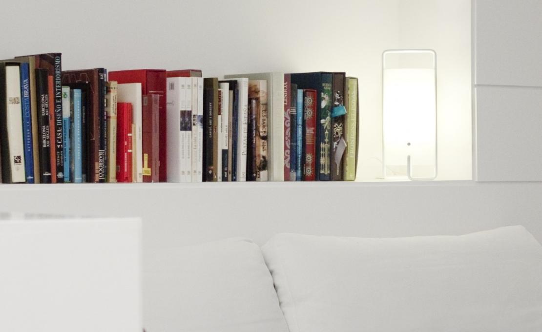 Настольная лампа от фабрики Santa&Cole модель ASATA0