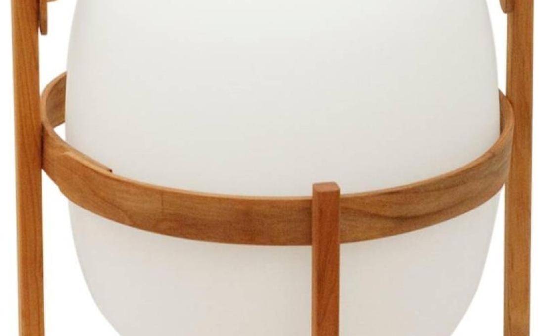 Настольная лампа от фабрики Santa&Cole модель CESTA01