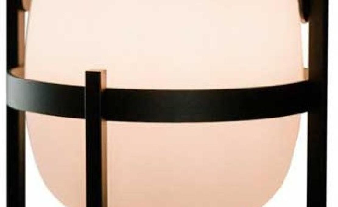 Настольная лампа от фабрики Santa&Cole модель CESTF01