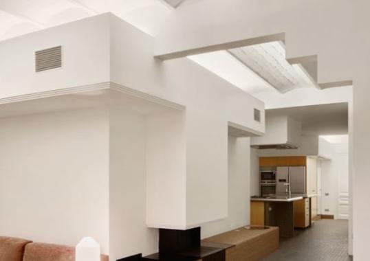 Настольная лампа от фабрики Santa&Cole модель BABTA01