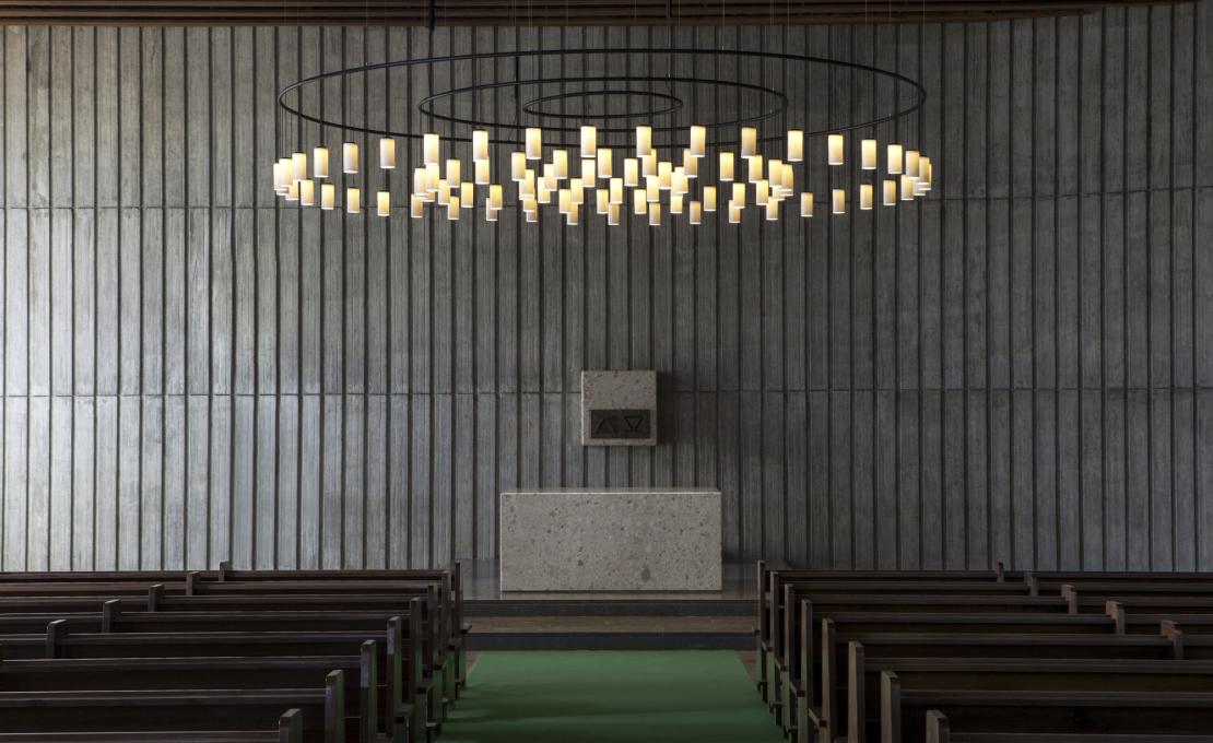 Подвесной светильник от фабрики Santa&Cole модель Cirio Circular Suspension Lamp