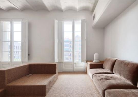 Настольная лампа от фабрики Santa&Cole модель BABTA01