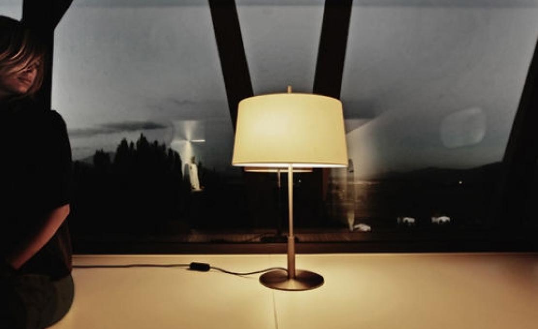 Настольная лампа от фабрики Santa&Cole модель DIATB0