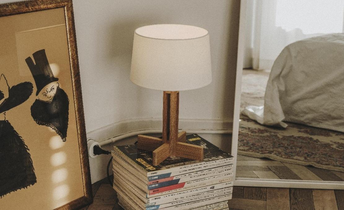 Настольная лампа от фабрики Santa&Cole модель FADTA01