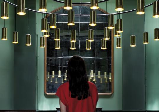 Подвесной светильник от фабрики Santa&Cole модель Cirio Circular Suspension Lamp