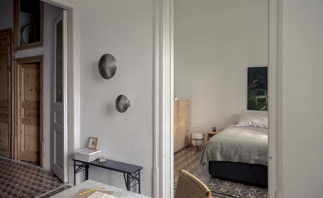 Настенный Светильник от фабрики Santa&Cole модель Disco Wall Lamp