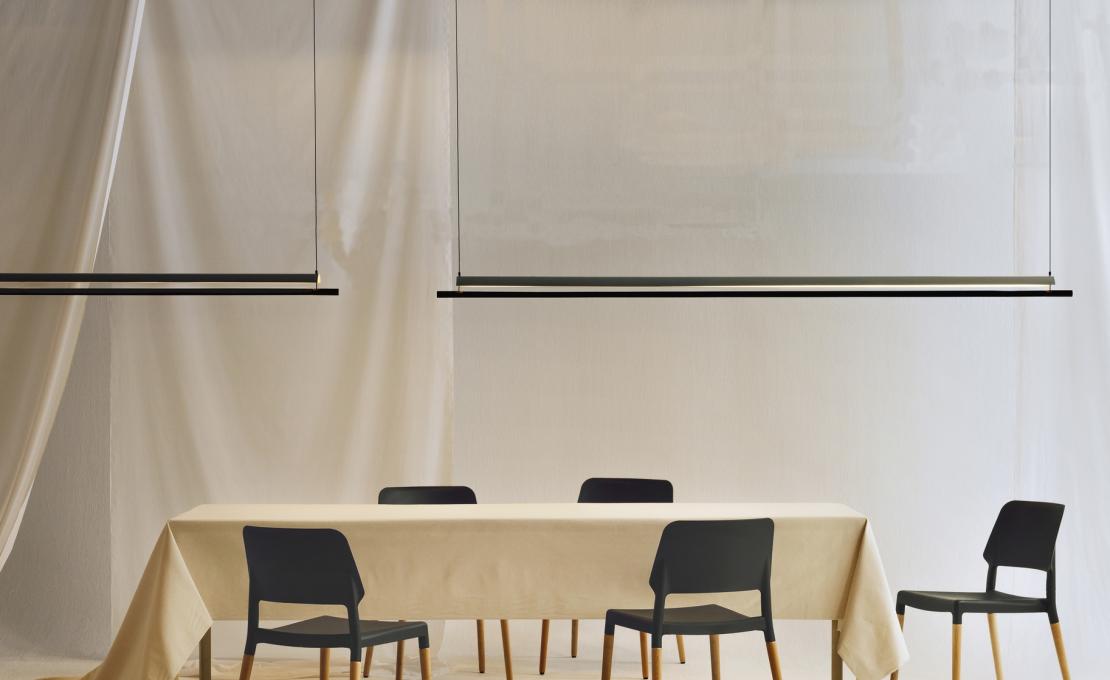 Подвесной светильник от фабрики Santa&Cole модель LAMPE01