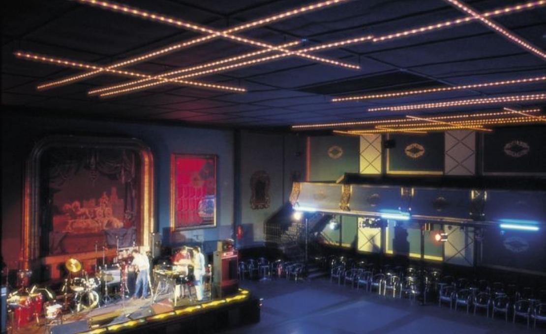 Подвесной светильник от фабрики Santa&Cole модель COLPA01