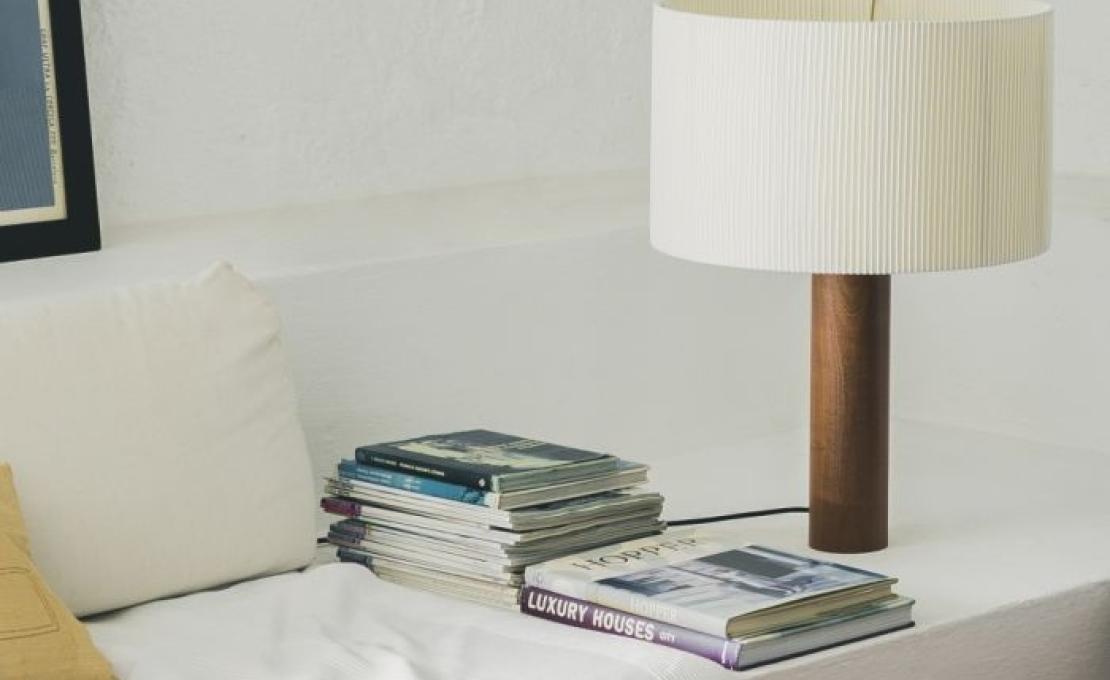 Настольная лампа от фабрики Santa&Cole модель MORTA0