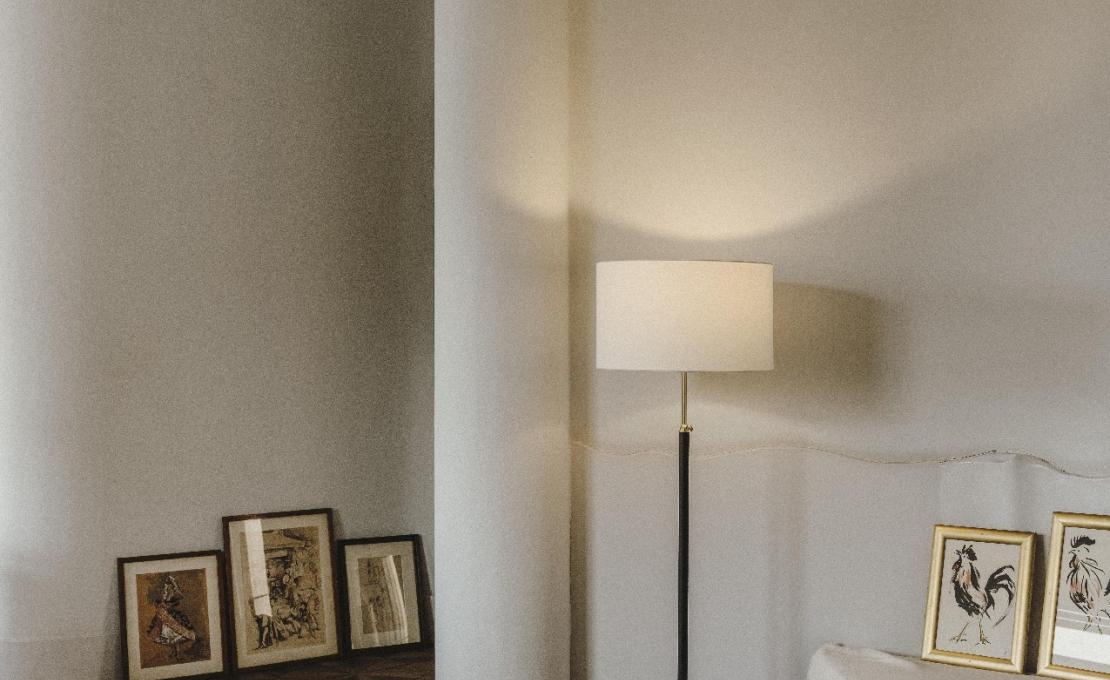 Торшер от фабрики Santa&Cole модель PDSSB0