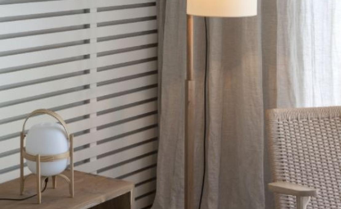 Торшер от фабрики Santa&Cole модель TMMSA