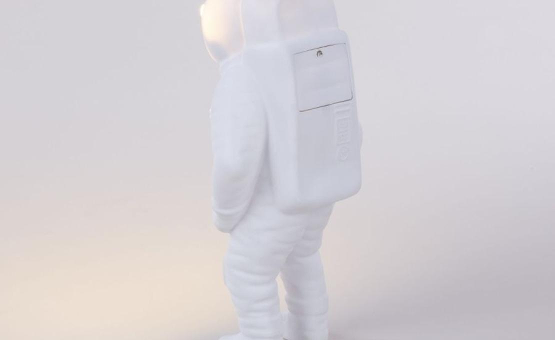 Настольная лампа от фабрики Seletti модель Flashing Starman-10939