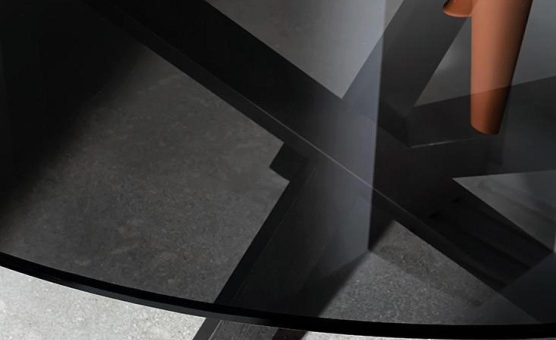 Стол от фабрики Sovet Italia модель Aikido Round Table