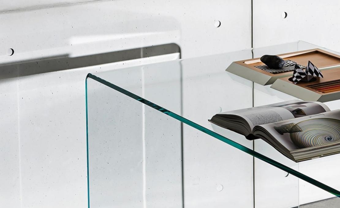 Стол от фабрики Sovet Italia модель Bridge Order Table