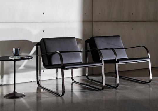 Кресло Sovet Italia Bugatti Small Armchair image 6