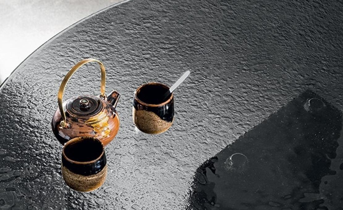 Стол от фабрики Sovet Italia модель Deod Table