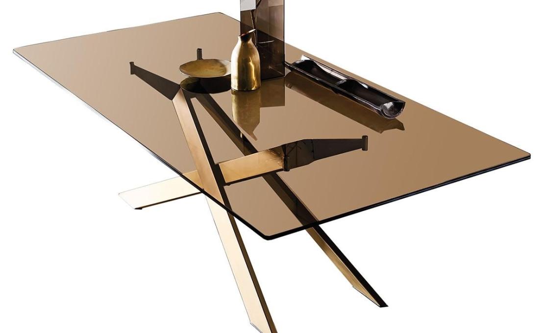 Стол от фабрики Sovet Italia модель Cross Sovet Table