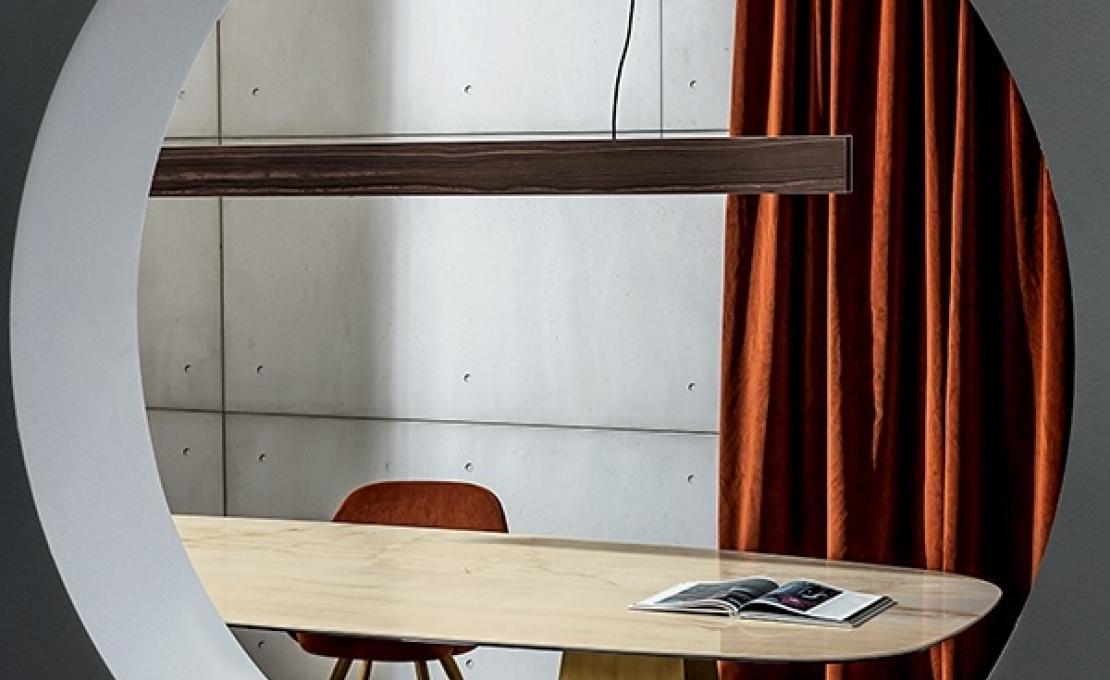 Стол от фабрики Sovet Italia модель Deod Two Bases Table