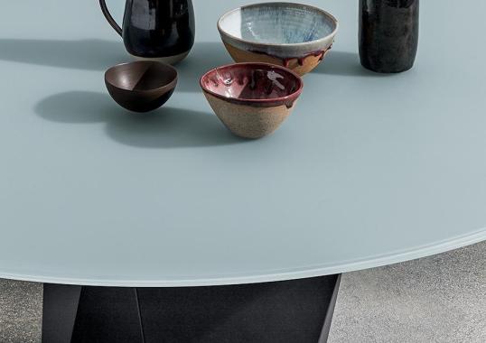 Стол от фабрики Sovet Italia модель Deod Table