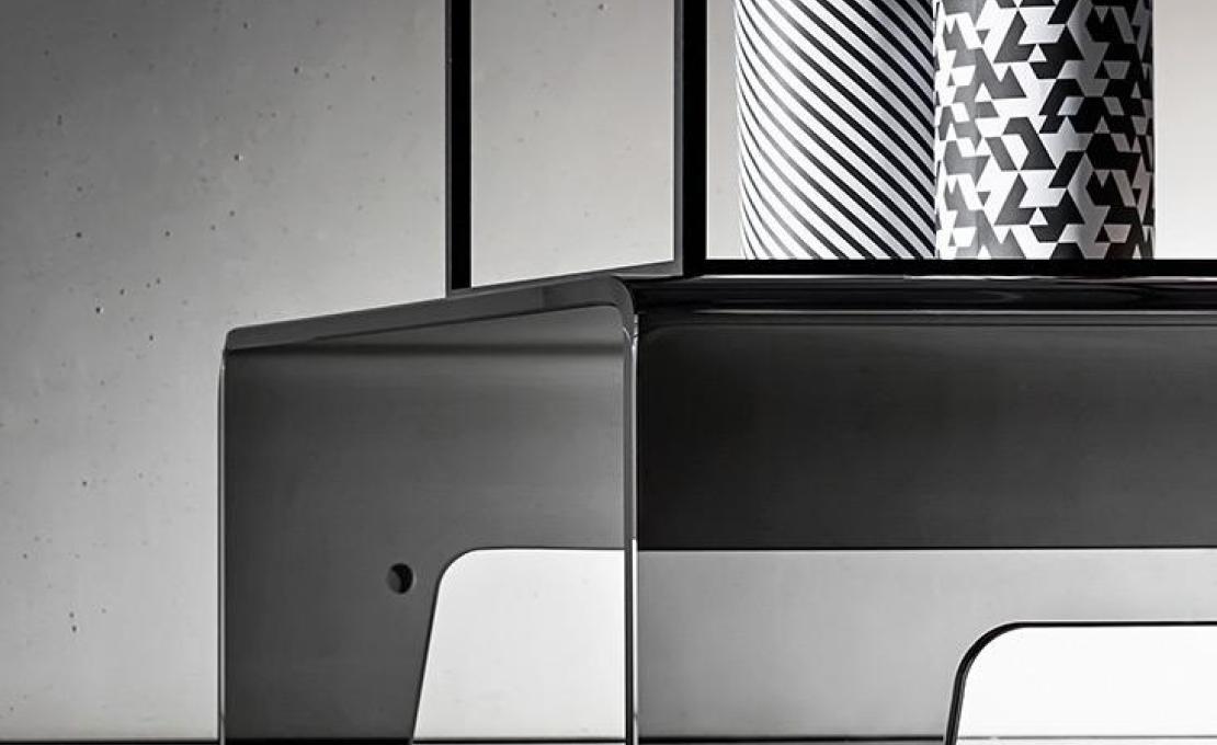 Журнальный столик от фабрики Sovet Italia модель Frog 