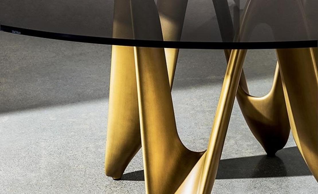 Стол от фабрики Sovet Italia модель Lambda Elliptical Table