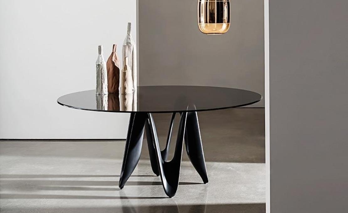 Стол от фабрики Sovet Italia модель Lambda Round Table