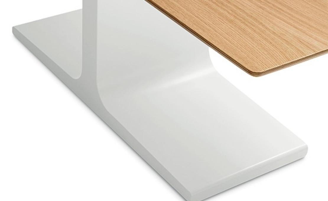 Стол от фабрики Sovet Italia модель Palace Wood Table