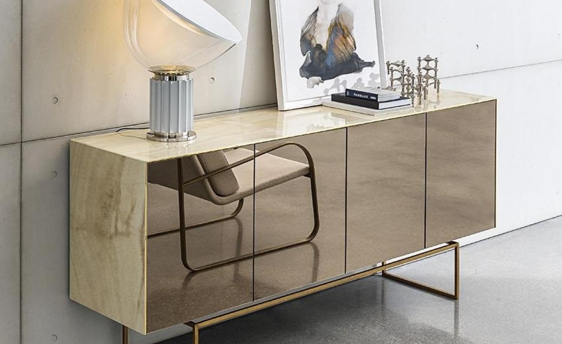 Сервант от фабрики Sovet Italia модель Magda Sideboard