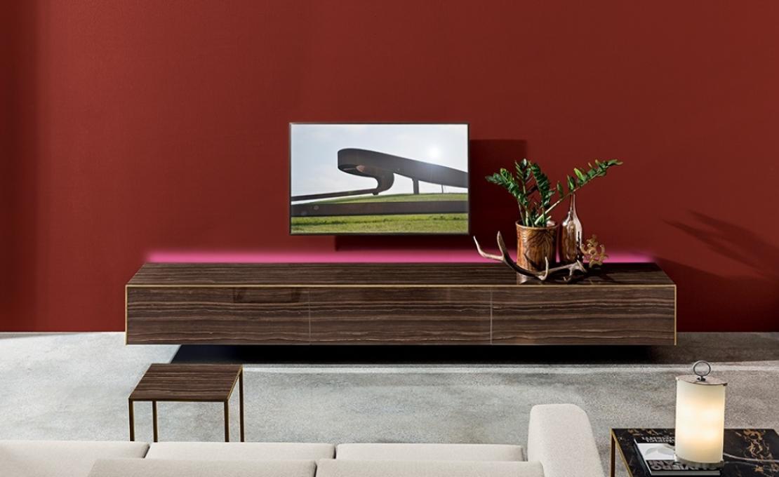 Сервант от фабрики Sovet Italia модель Magda Suspended Sideboard