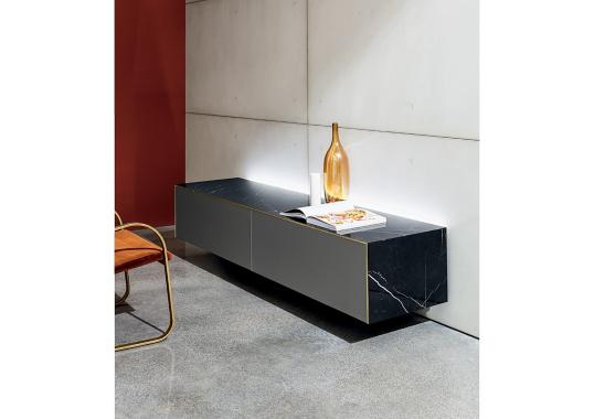 Сервант от фабрики Sovet Italia модель Magda Suspended Sideboard