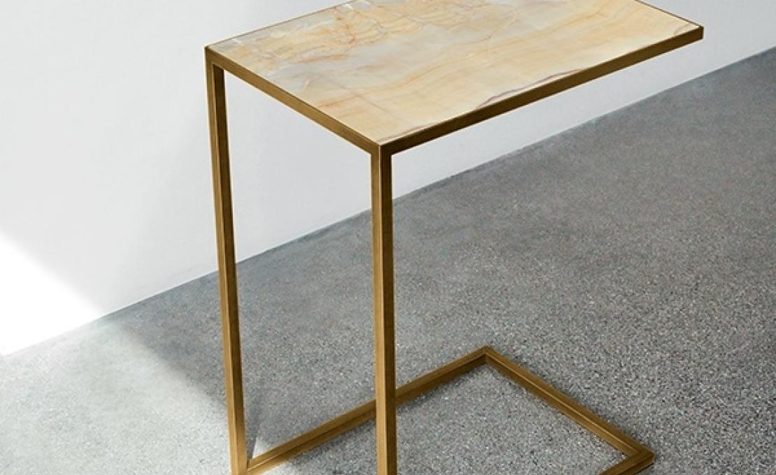 Журнальный столик от фабрики Sovet Italia модель Quadro Sofa 