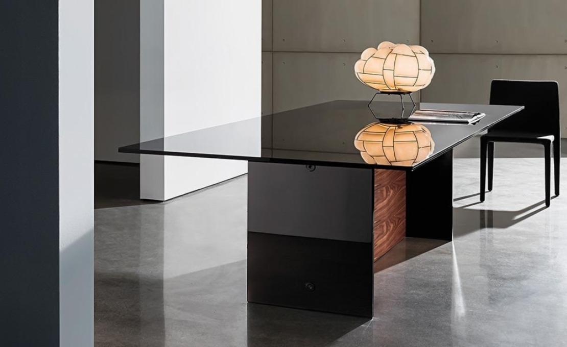 Стол от фабрики Sovet Italia модель Regolo Double Base Table